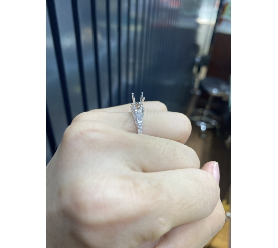 chất lượng , uy tín 