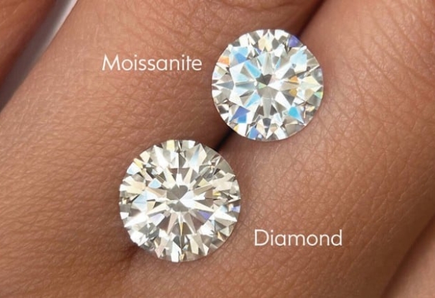 Kim Cương và Moissanite: So Sánh Chi Tiết, Chọn Lựa Nào Tốt Nhất?