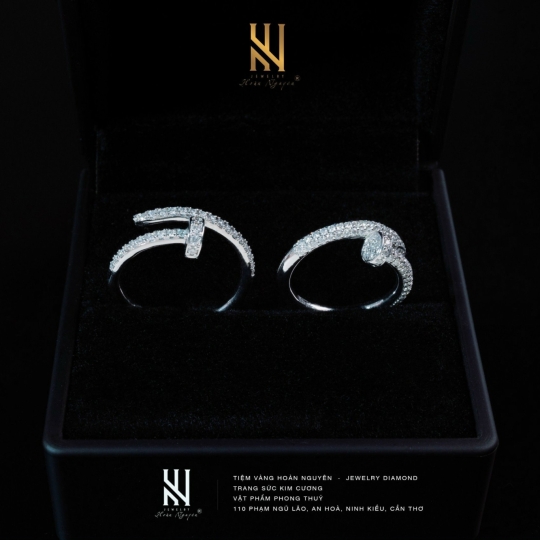 NHẪN MOISS VÀNG ITALY 750 - MẪU 2