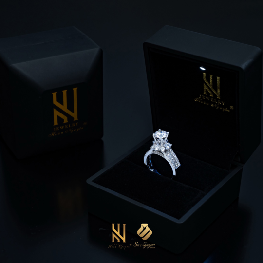 nhan-vang-italy-750-mau-376