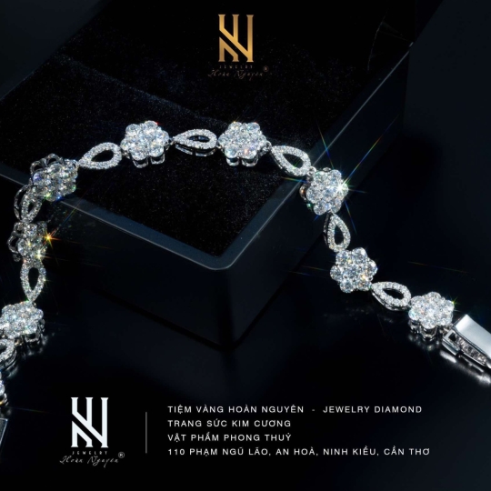 LẮC TAY VÀNG ITALY 750 MẪU 81