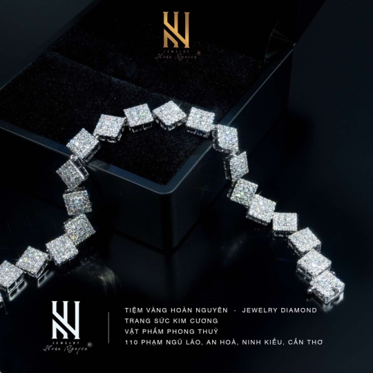 LẮC TAY VÀNG ITALY 750 MẪU 82