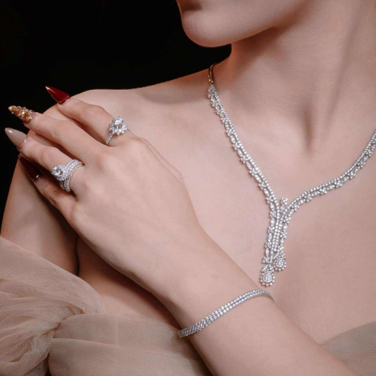 LẮC VÀNG ITALY 750 - MẪU 174