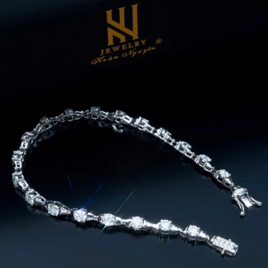 LẮC VÀNG ITALY 750 - MẪU 87