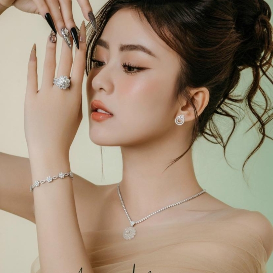 NHẪN VÀNG ITALY 750 -  MẪU 240