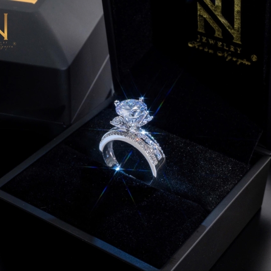 NHẪN VÀNG ITALY 750 - MẪU 284