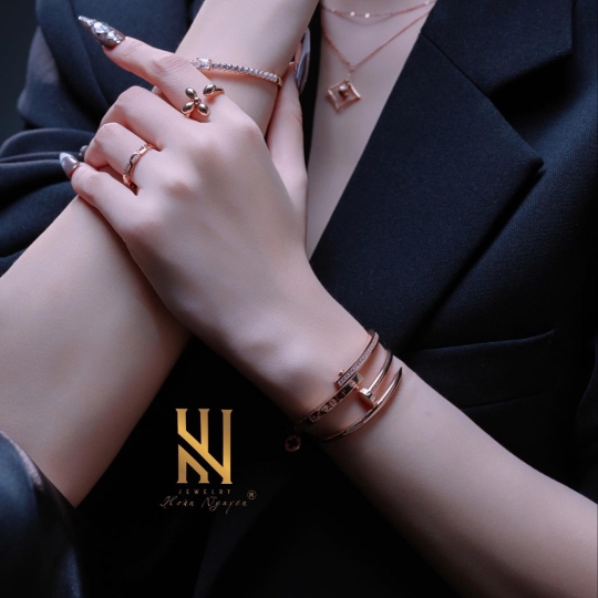 VÒNG VÀNG ITALY 750 - MẪU 127