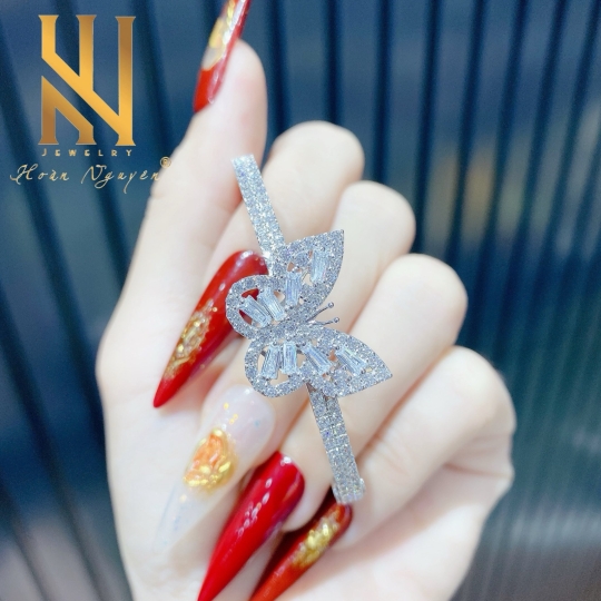 VÒNG VÀNG ITALY 750 - MẪU 133