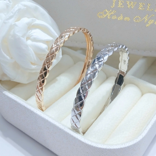 VÒNG VÀNG ITALY 750 - MẪU 137