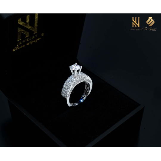 nhan-vang-italy-750-mau-359