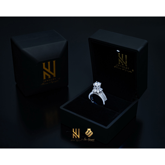 nhan-vang-italy-750-mau-376