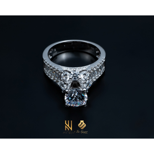 nhan-vang-italy-750-mau-376